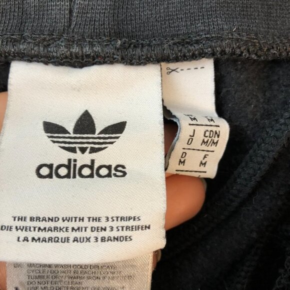 Adidas Junior's black essentials 3 stripes jogger pants size M - Picture 12 of 16